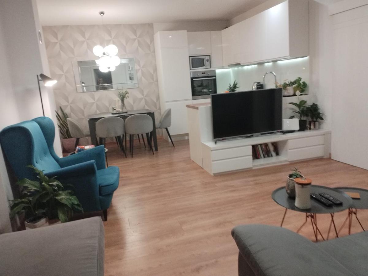 Apartmani Leo-Marin Μακάρσκα Εξωτερικό φωτογραφία